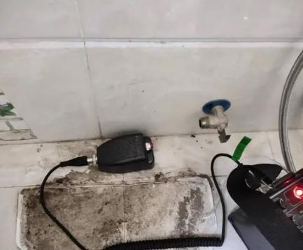 上饶屋顶漏水维修公司分享下卫生间漏水的危害及解决方法